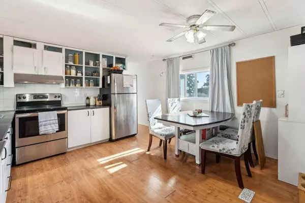 80 Spring Haven Close SE, Airdrie, AB T4A 1G1