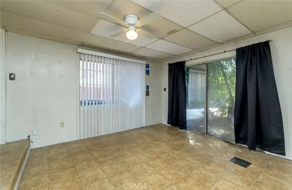 4608 Dyer ST, La Crescenta, CA 91214