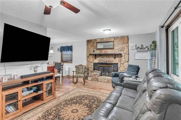 5300 NE 57th TER, Kansas City, MO 64119