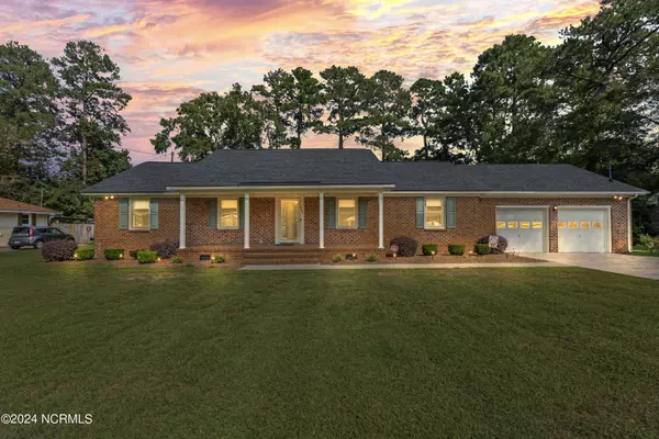 4237 Wildwood DR, Ayden, NC 28513