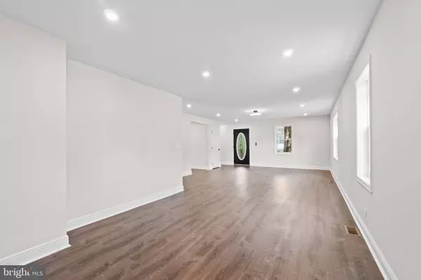 891 ALFRED DR, Pasadena, MD 21122