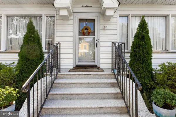 211 SPRUCE ST, Audubon, NJ 08106