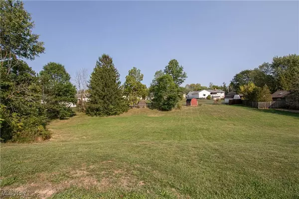 12477 Webster RD, Strongsville, OH 44136