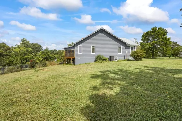 43033 Highway 23, Huntsville, AR 72740