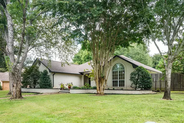 1113 Lonnie Dr, Athens, TX 75751-3457