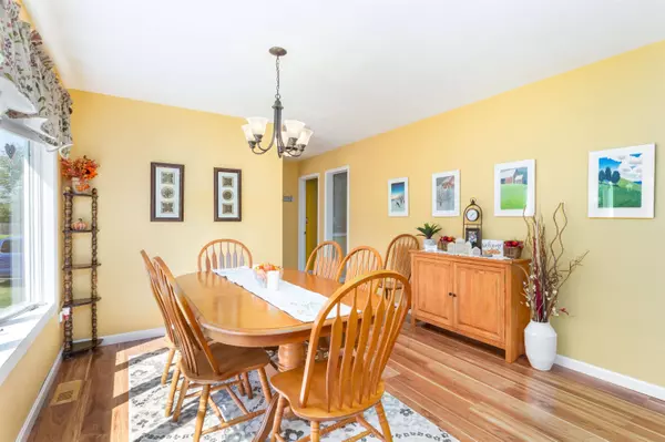 1 Upland RD, Essex Junction, VT 05452