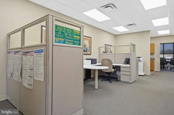 10 E MAIN ST #SUITE F, Millville, NJ 08332