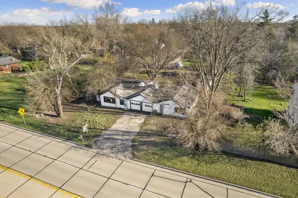 671 W Lake Cook Road, Palatine, IL 60074