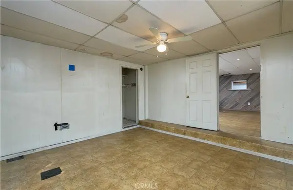 4608 Dyer ST, La Crescenta, CA 91214