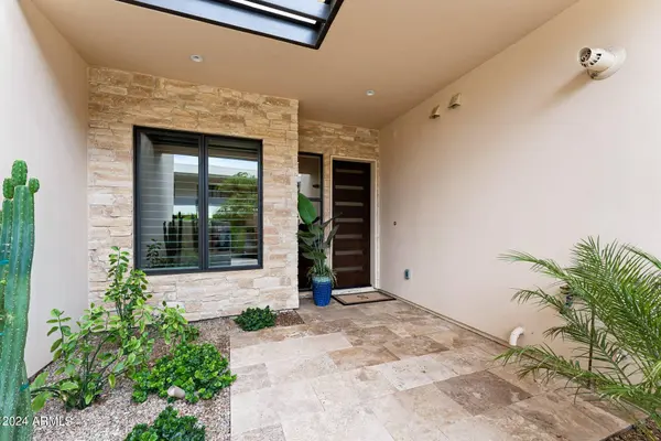 5587 E EDWARD Lane, Paradise Valley, AZ 85253