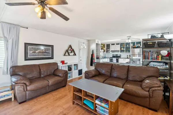 80 Spring Haven Close SE, Airdrie, AB T4A 1G1