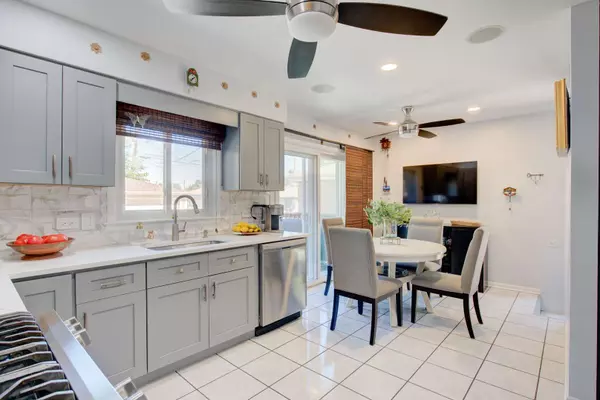 9790 River ST, Schiller Park, IL 60176