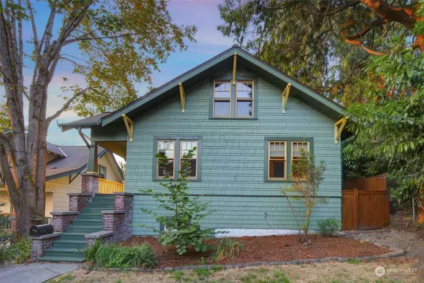 5138 S Medley CT, Seattle, WA 98118