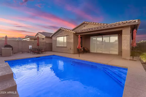 19941 W TURNEY Avenue, Litchfield Park, AZ 85340