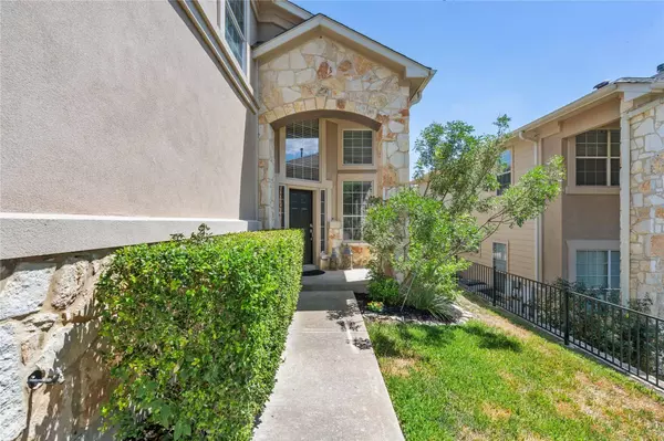 7901 Southwest PKWY #40, Austin, TX 78735