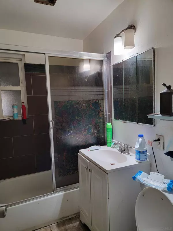 1892 Westinghouse Street, San Diego, CA 92111