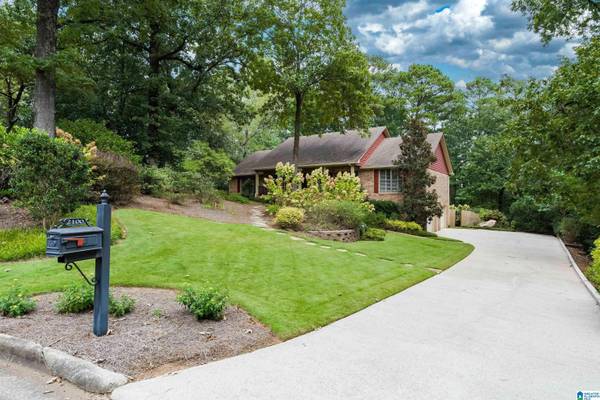 2100 PARTRIDGE BERRY ROAD, Hoover, AL 35244