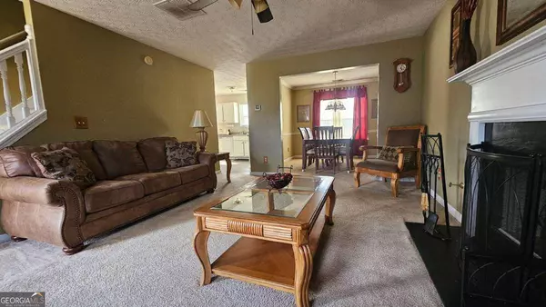 2721 RUNWAY LAKE LN, Snellville, GA 30039