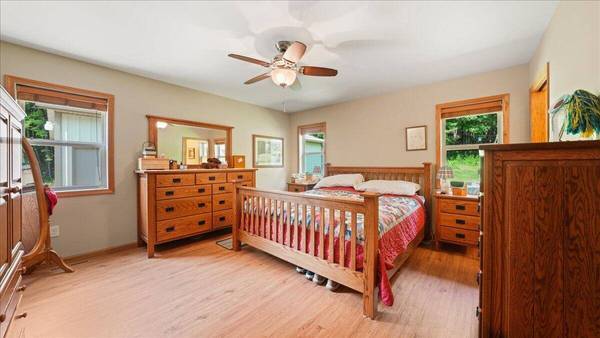 N7418 S SECHLERVILLE Rd, Hixton, WI 54635