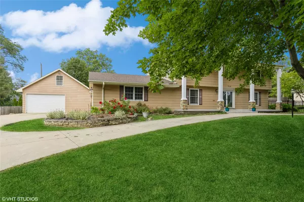 7115 Franklin Avenue, Windsor Heights, IA 50324