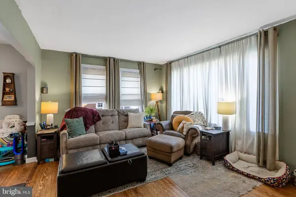 211 SPRUCE ST, Audubon, NJ 08106