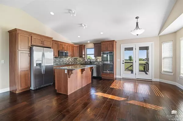 4500 Ike's WAY, St. George, KS 66535