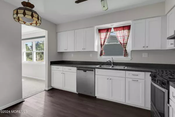 63 Markham Road, Brick, NJ 08724