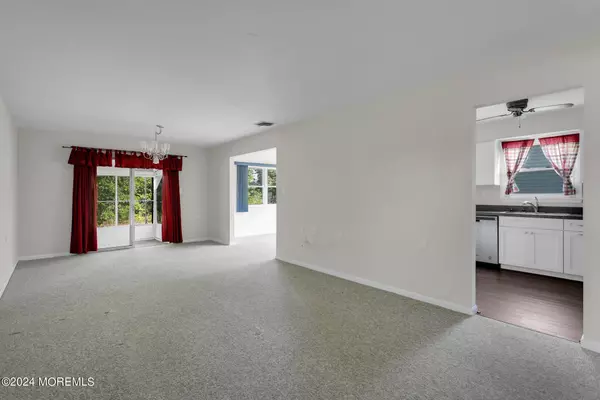 63 Markham Road, Brick, NJ 08724