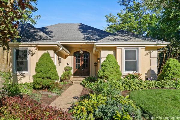 185 Rabbit Run, Ingleside, IL 60041