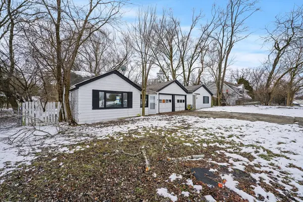 671 W Lake Cook Road, Palatine, IL 60074