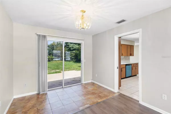 1789 SAXON BLVD, Deltona, FL 32725