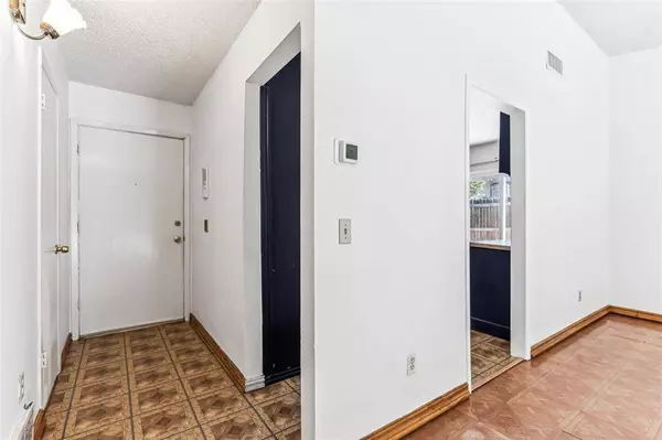 1808 Wickersham Drive, Arlington, TX 76014