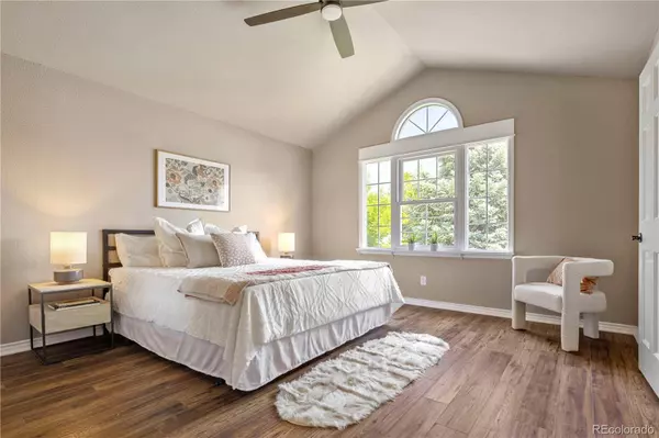 2055 S Gray AVE, Lakewood, CO 80227