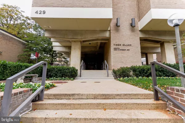 429 N ST SW #S-201, Washington, DC 20024