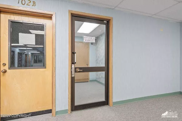 201 Barrow ST #207, Anchorage, AK 99501