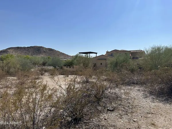 18365 W PORTER Drive #72, Goodyear, AZ 85338