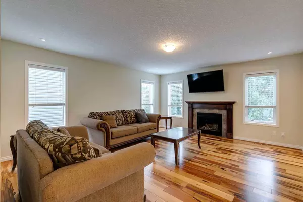 236 Shoreline VIS, Chestermere, AB T1X0T4