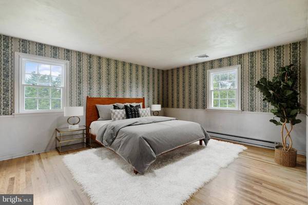 1071 LARSON RD, Schwenksville, PA 19473