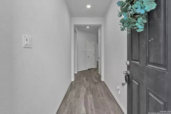 9614 NOVACEK BLVD, San Antonio, TX 78254-2122