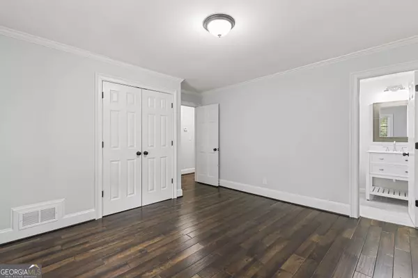 2550 Bentbrook DR, Dunwoody, GA 30360