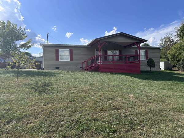 1092 New Haven RD, Lancaster, KY 40444