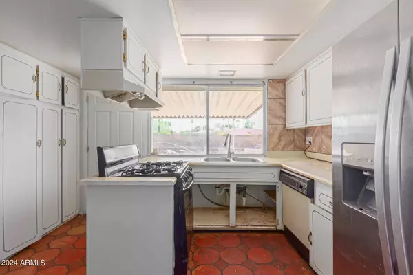 5349 N 41ST Avenue, Phoenix, AZ 85019