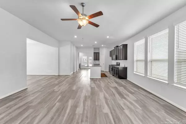 9614 NOVACEK BLVD, San Antonio, TX 78254-2122