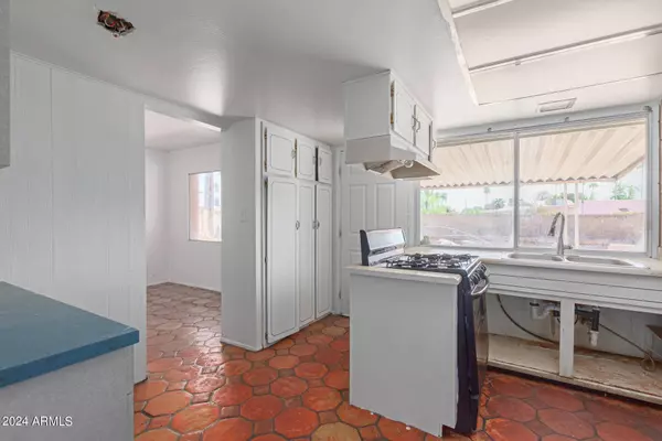 5349 N 41ST Avenue, Phoenix, AZ 85019