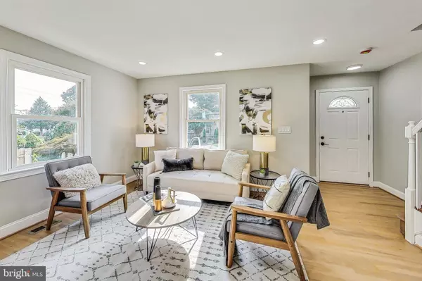 909 NICHOLS DR, Laurel, MD 20707