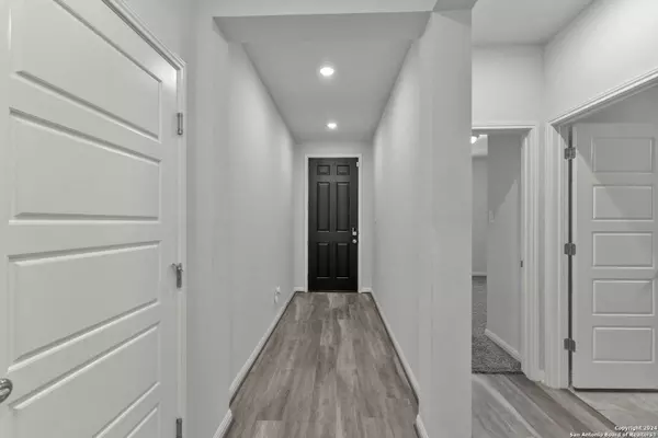 9614 NOVACEK BLVD, San Antonio, TX 78254-2122