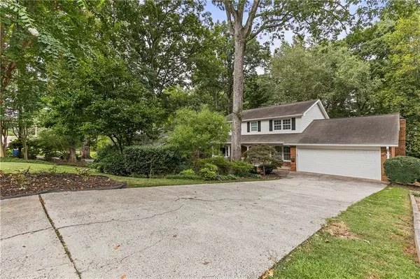 2550 Bentbrook DR, Dunwoody, GA 30360