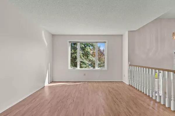 117 Fairway VW NW, High River, AB T1V 1C9