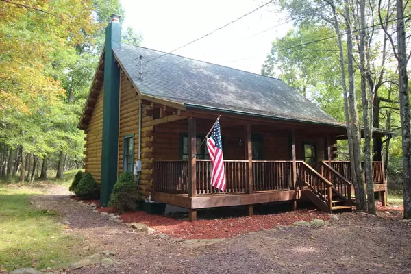 70 Sycamore Cir, Albrightsville, PA 18210-3809