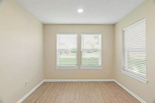 409 Sage Lane, Euless, TX 76039